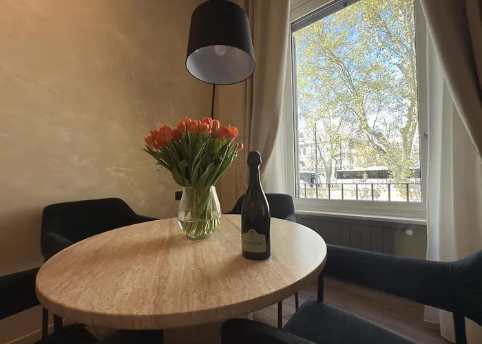 Апартаменты Pantheon Urbes Collection