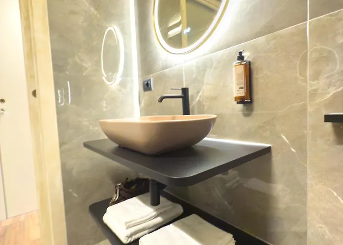 Pantheon Urbes Collection