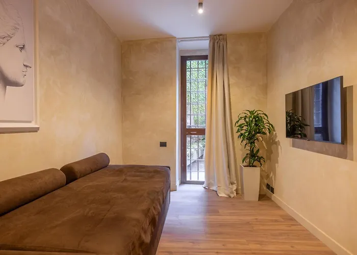 Pantheon Urbes Collection *